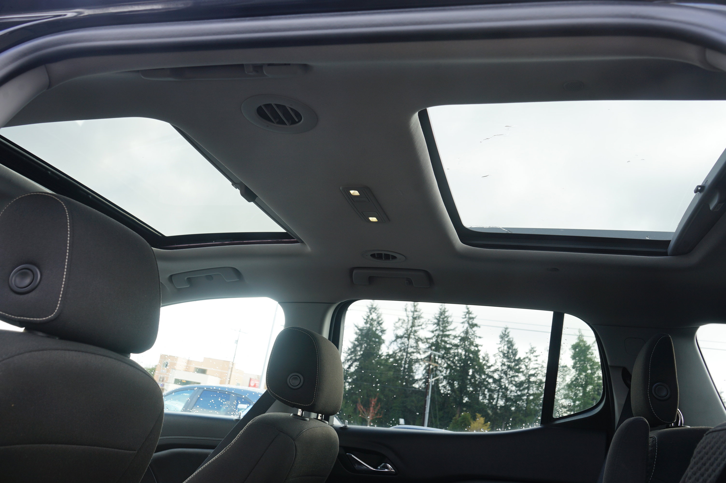 Used 2019 GMC Acadia SLE w/ GMC Pro Grade Package AWD/4WD image 16