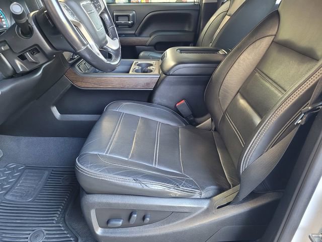 Used 2019 GMC Sierra 3500 Denali w/ Duramax Plus Package AWD/4WD image 17
