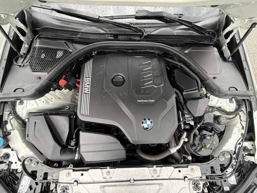 Used 2023 BMW 330i xDrive Sedan w/ M Sport Package AWD/4WD image 17