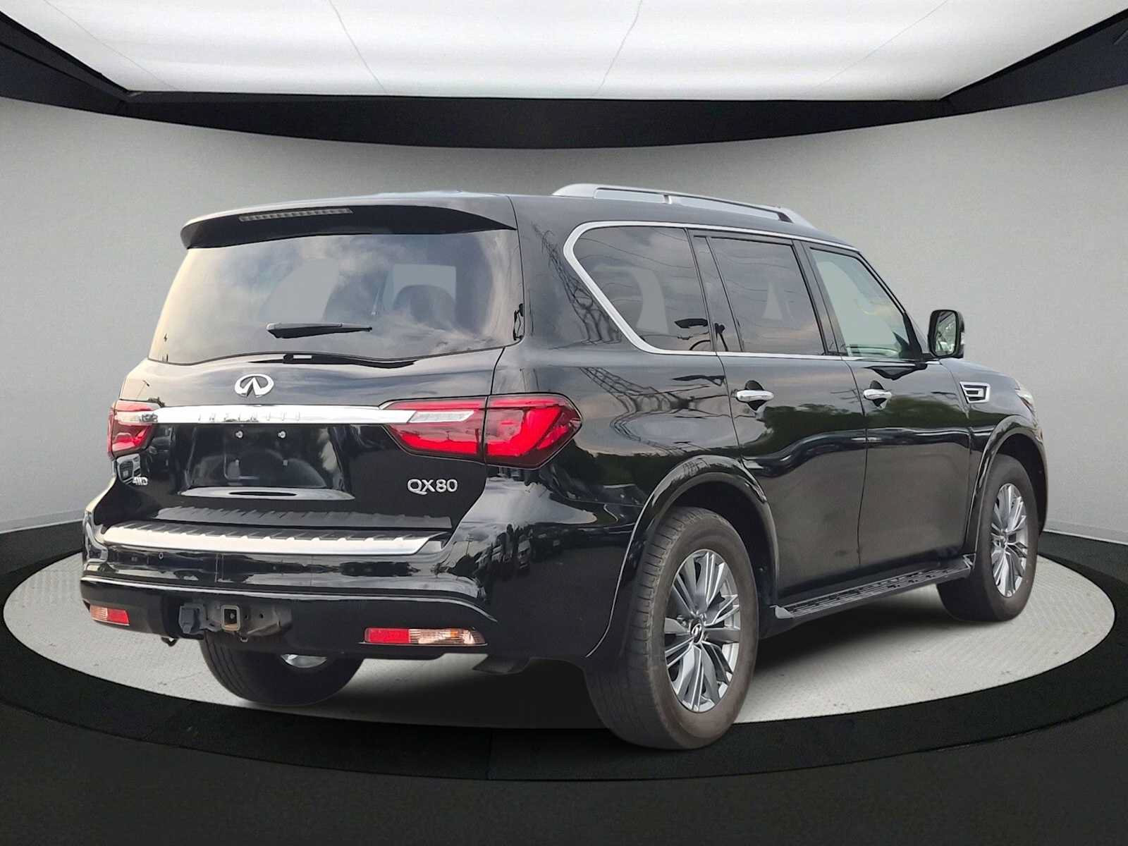 Used 2021 INFINITI QX80 Luxe w/ Cargo Package AWD/4WD image 8