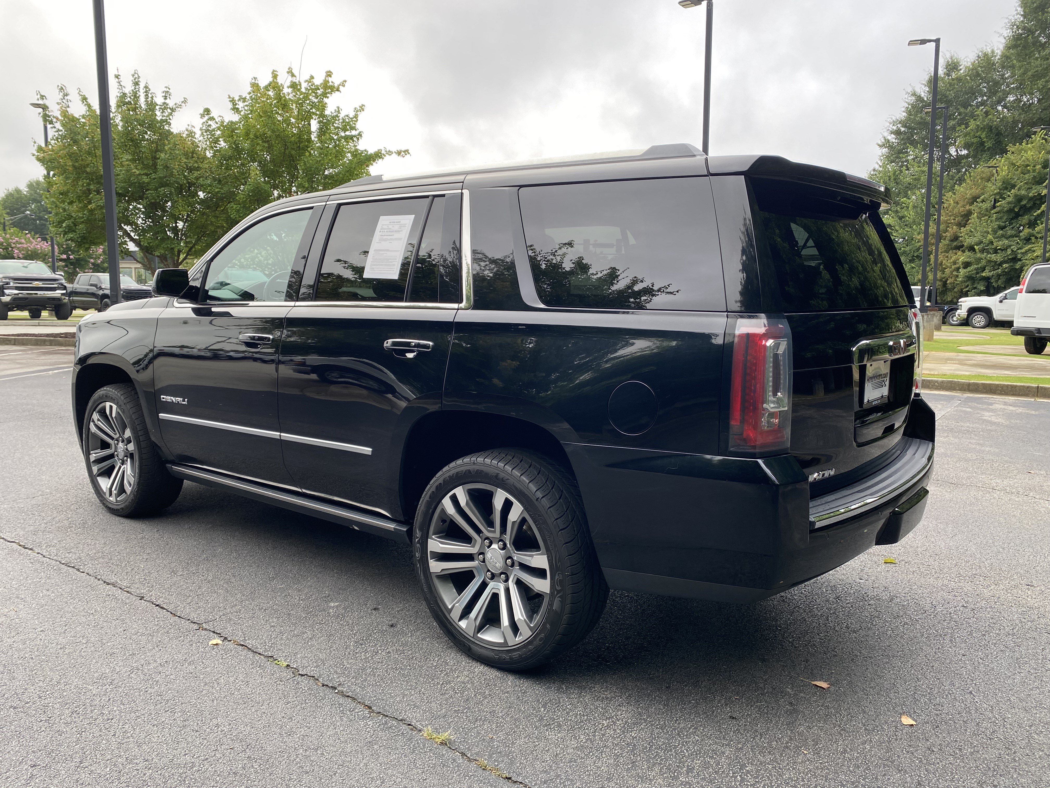 Used 2018 GMC Yukon Denali w/ Denali Ultimate Package AWD/4WD image 7