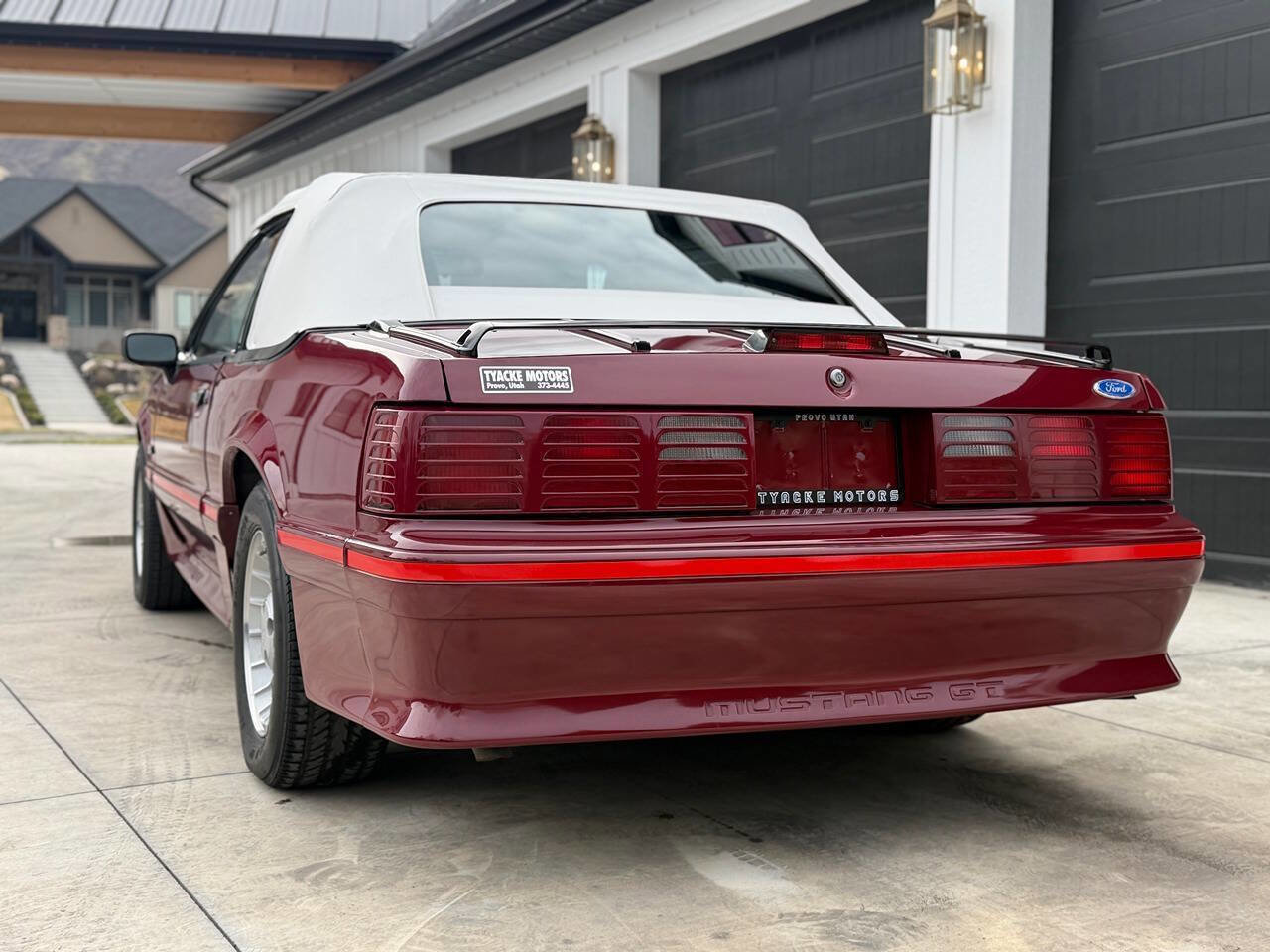 Used 1988 Ford Mustang GT image 11