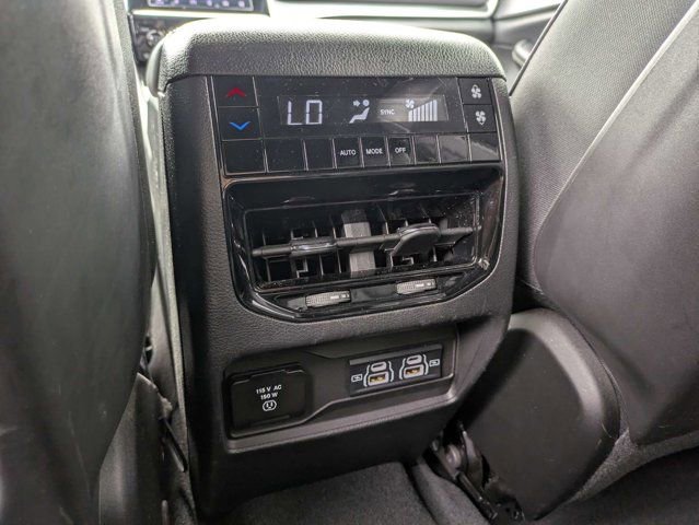 Used 2023 Jeep Grand Cherokee L Laredo AWD/4WD image 16