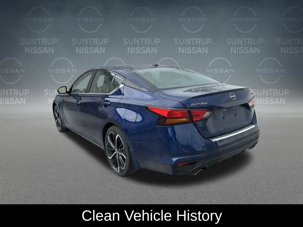 Used 2023 Nissan Altima 2.5 SR w/ SR Premium Package image 4