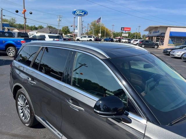 Used 2020 Lincoln Aviator Reserve w/ Equipment Group 201A image 7