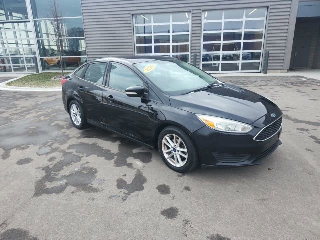 Used 2016 Ford Focus SE image 3