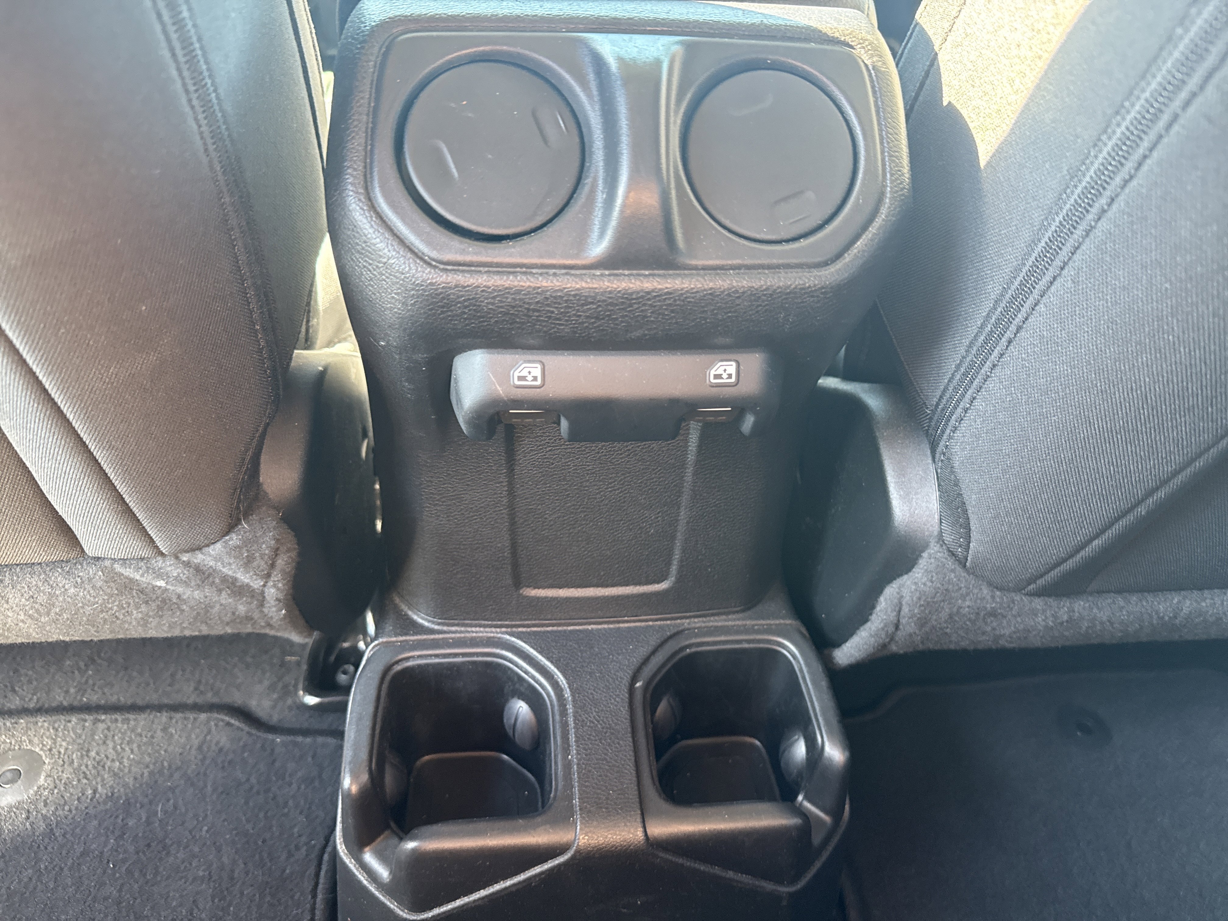 Used 2021 Jeep Wrangler Unlimited Sport AWD/4WD image 14