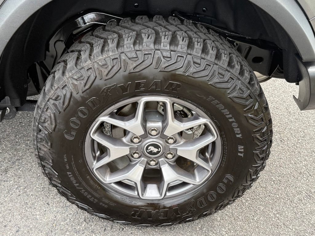 Used 2025 Ford Bronco Badlands AWD/4WD image 13