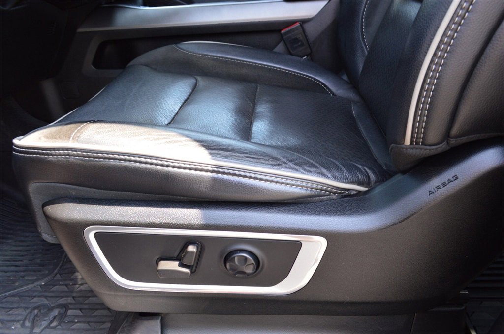 Used 2021 RAM 1500 Laramie w/ Sport Appearance Package image 13