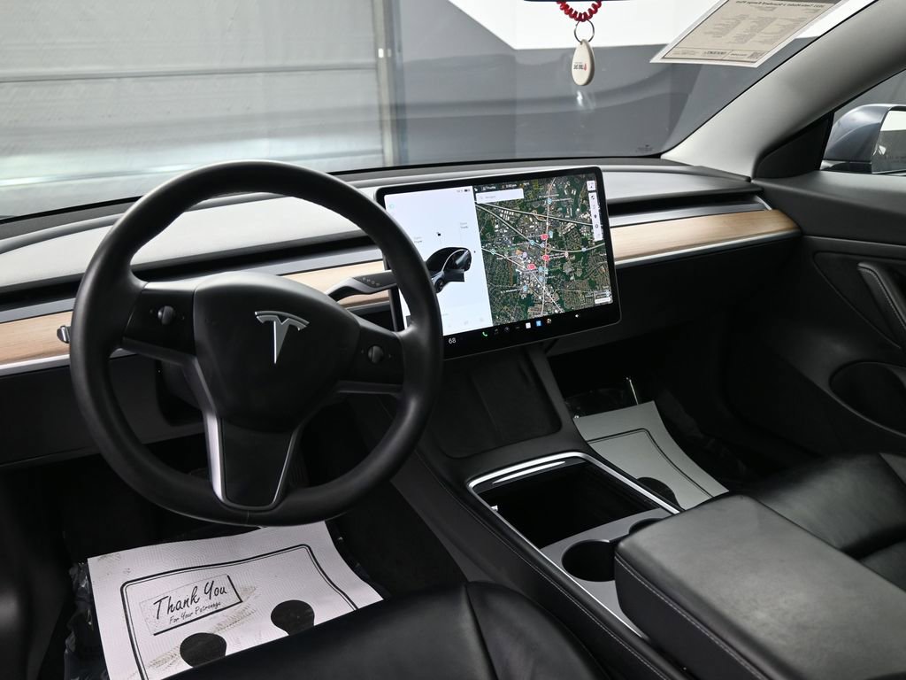 Used 2021 Tesla Model 3 Standard Range Plus image 17