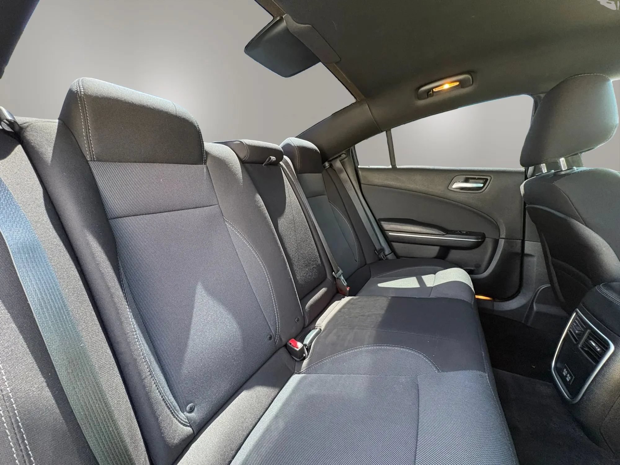 Used 2017 Dodge Charger SE RWD image 26