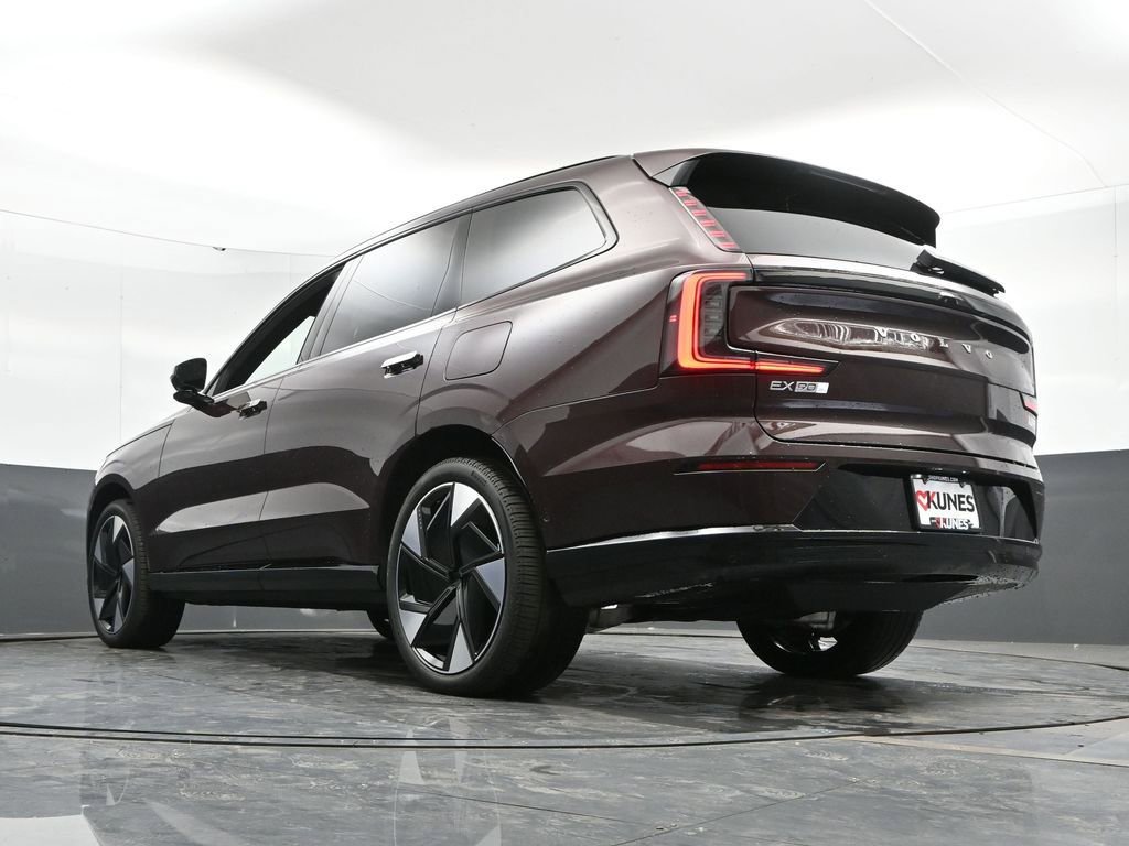 New 2025 Volvo EX90 Ultra image 46