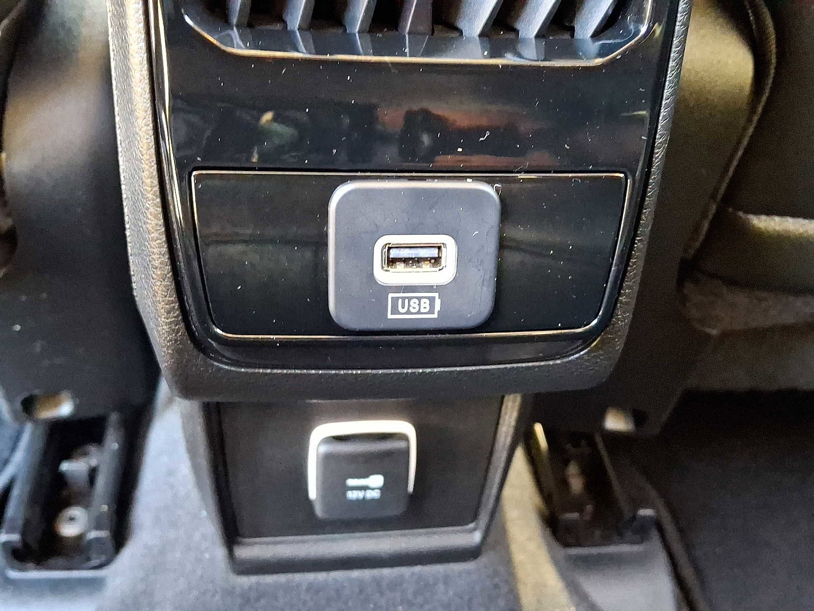 Certified 2022 Jeep Compass Limited image 11