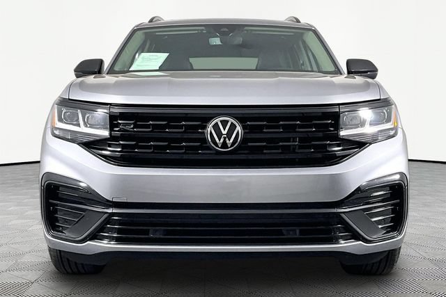 Used 2023 Volkswagen Atlas SEL R-Line AWD/4WD image 2