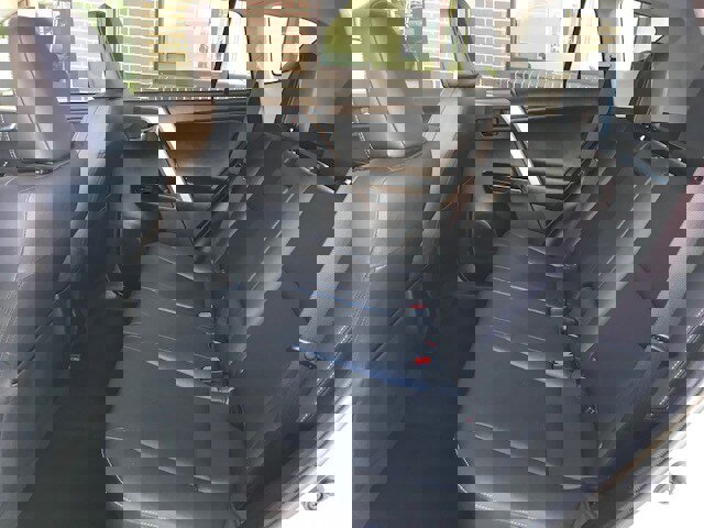 Used 2016 Toyota RAV4 Limited image 7