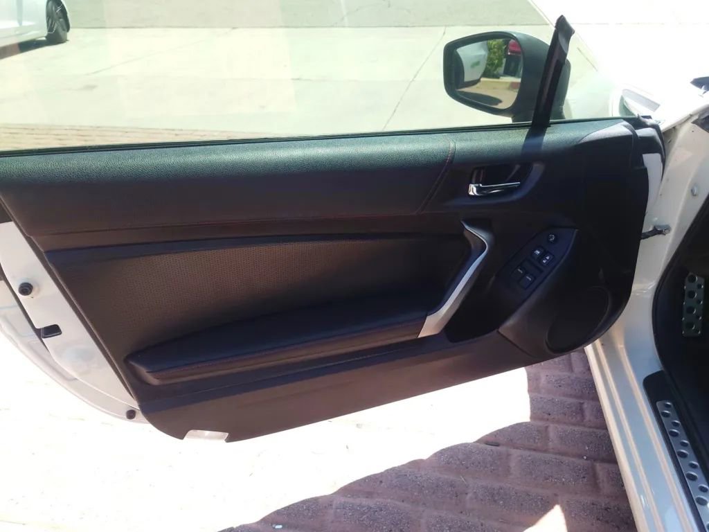 Used 2013 Subaru BRZ Limited w/ Popular Pkg 2C image 12