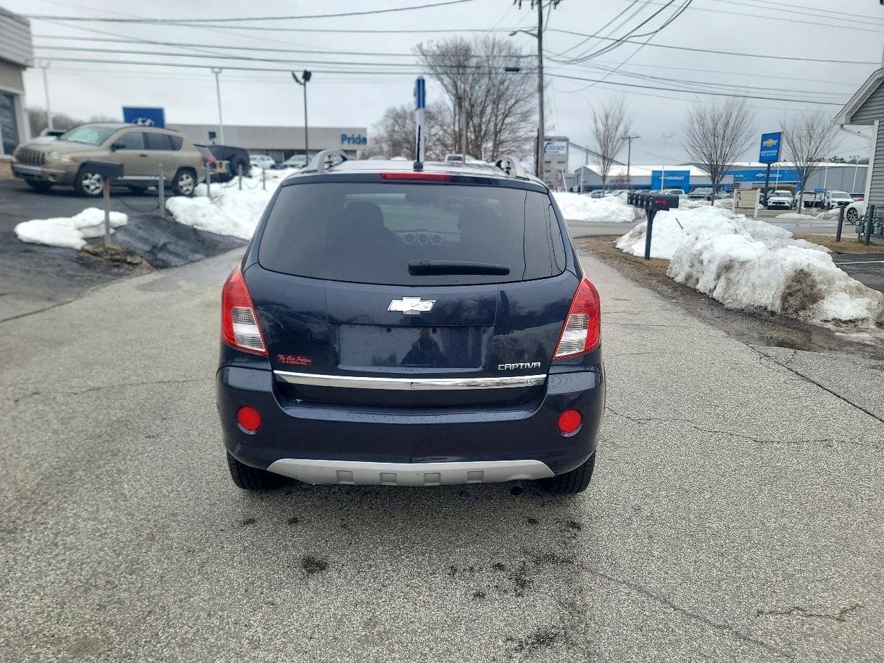 Used 2014 Chevrolet Captiva Sport LT w/ Convenience Package FWD image 6