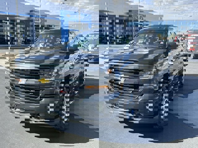 Used 2017 Chevrolet Silverado 1500 LT w/ All Star Edition image 29