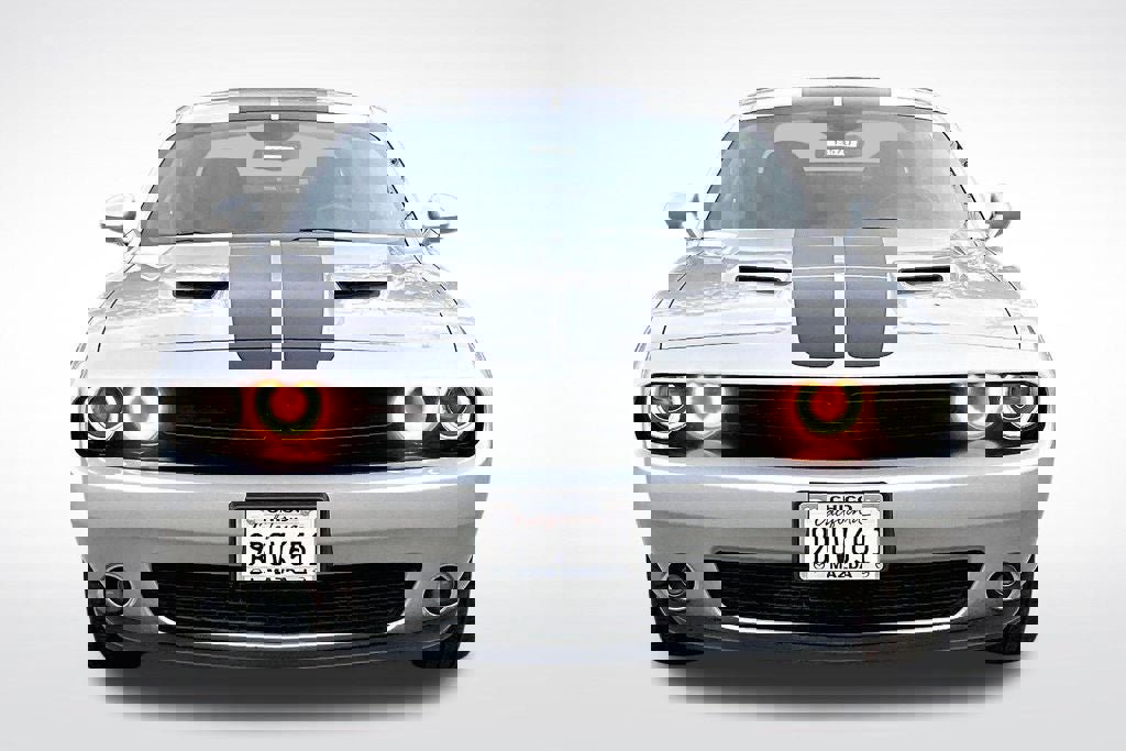 Used 2022 Dodge Challenger SXT w/ Driver Convenience Group image 2