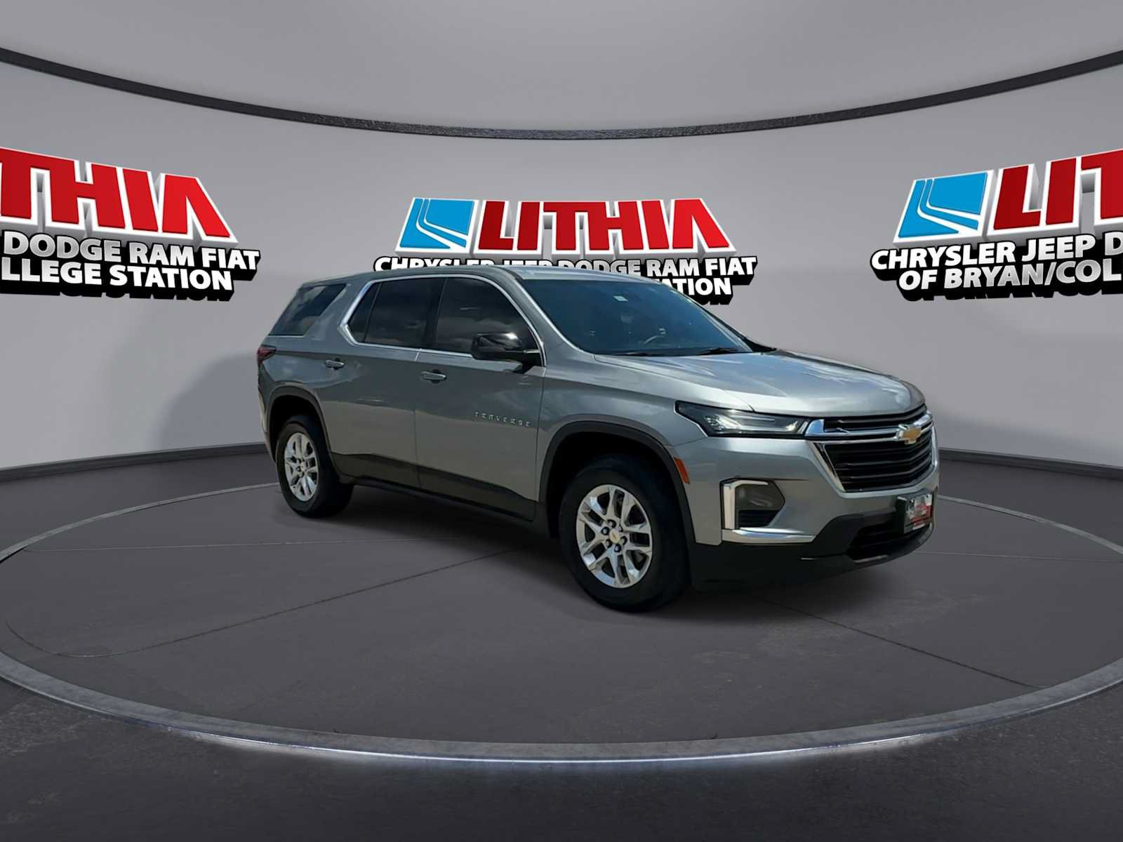 Used 2023 Chevrolet Traverse LS FWD video 2