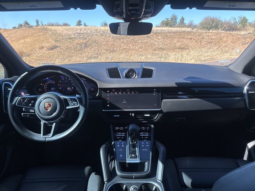 Used 2023 Porsche Cayenne image 18