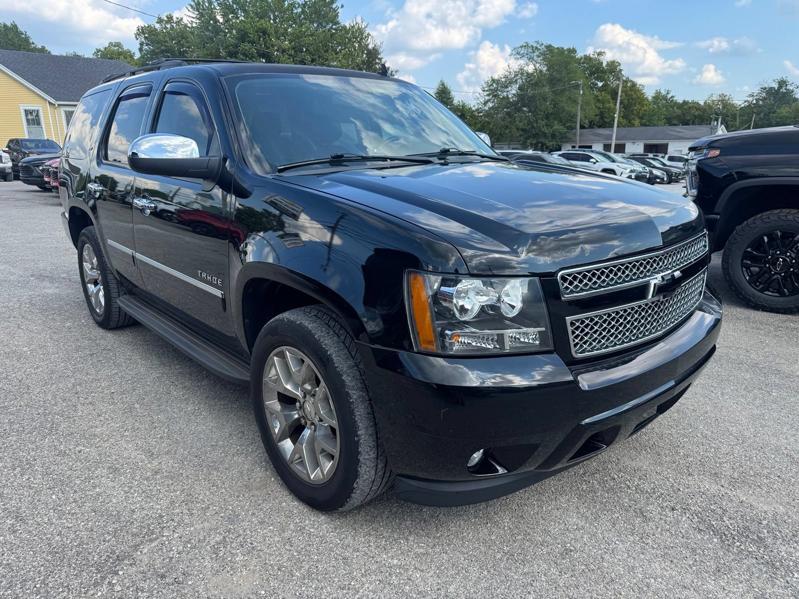 Used 2013 Chevrolet Tahoe LTZ AWD/4WD image 8