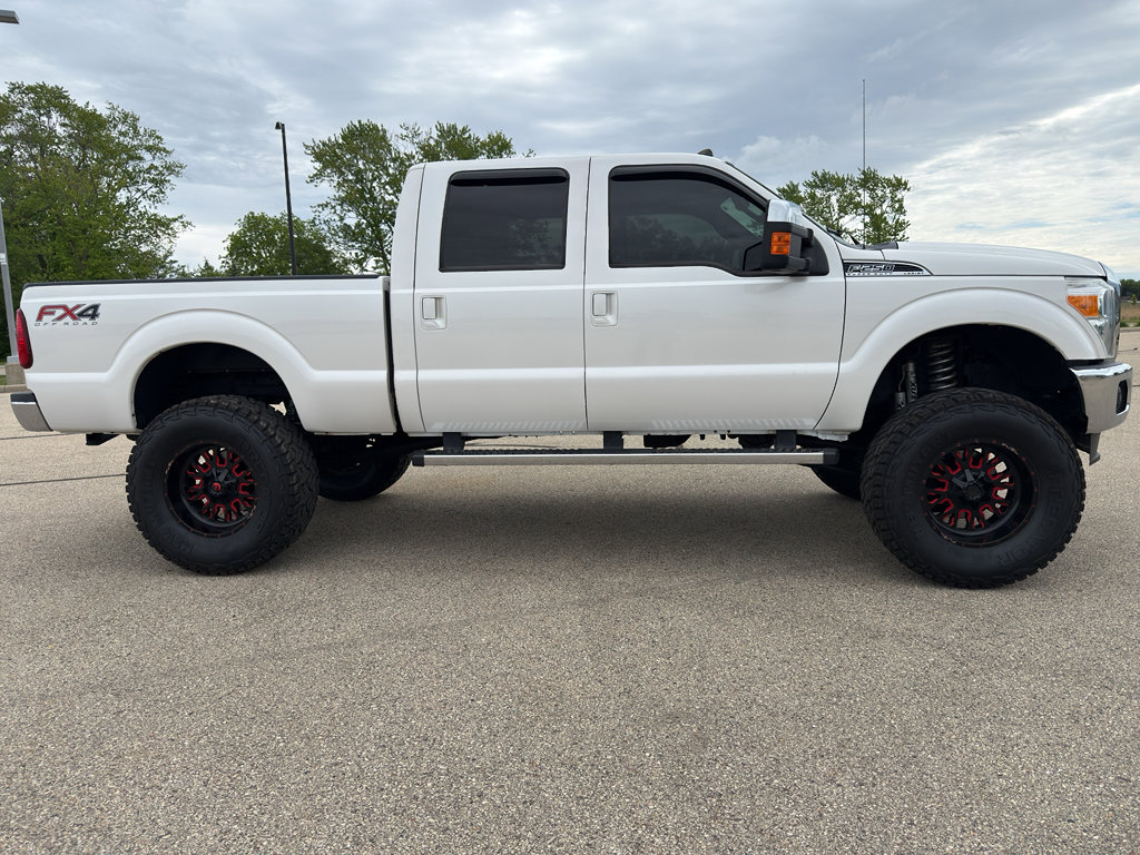 Used 2015 Ford F250 Lariat w/ Chrome Package AWD/4WD image 18