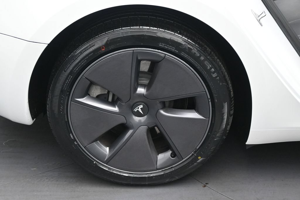 Used 2023 Tesla Model 3 Standard Range RWD image 34