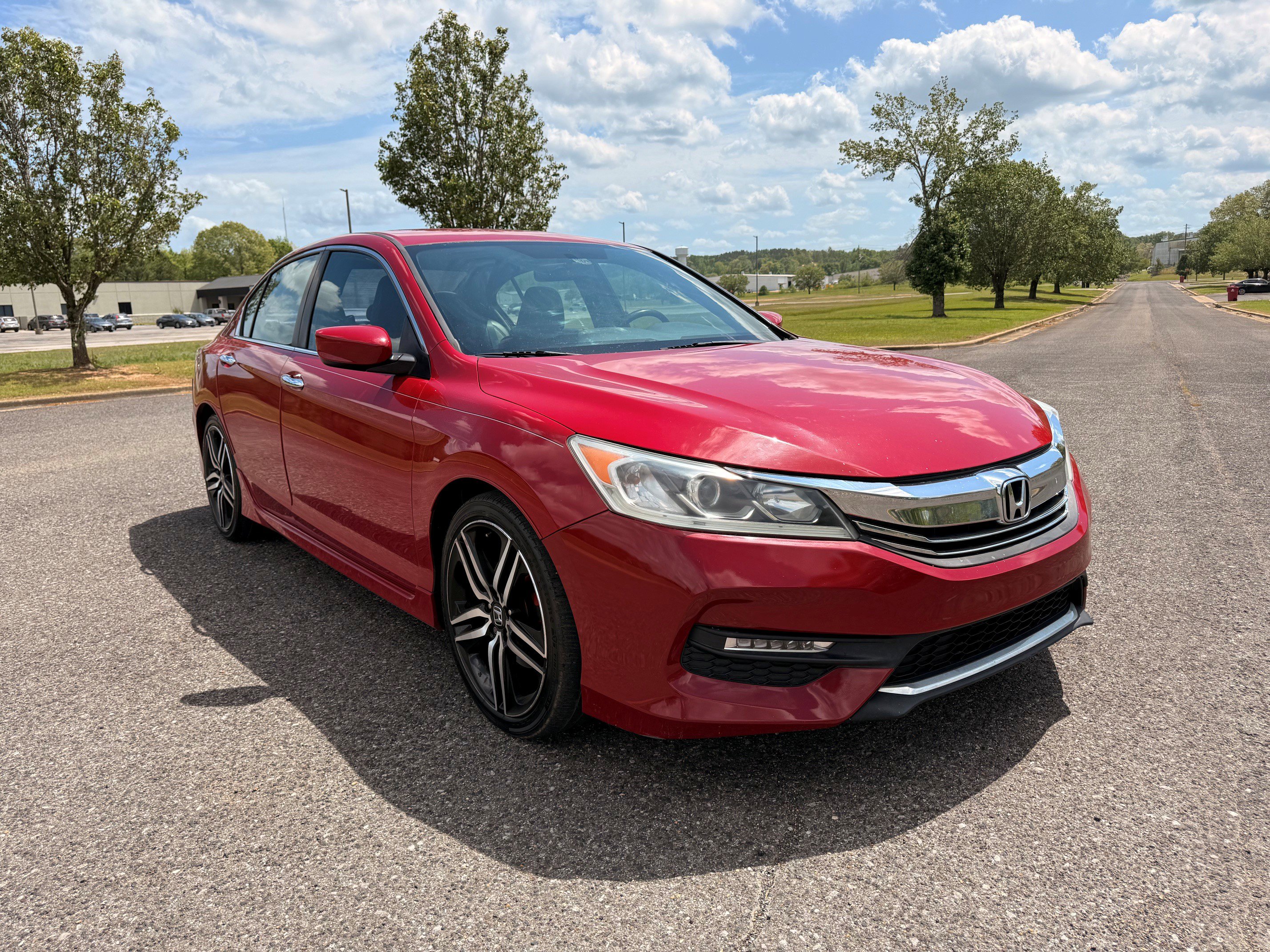 Used 2017 Honda Accord Sport image 7