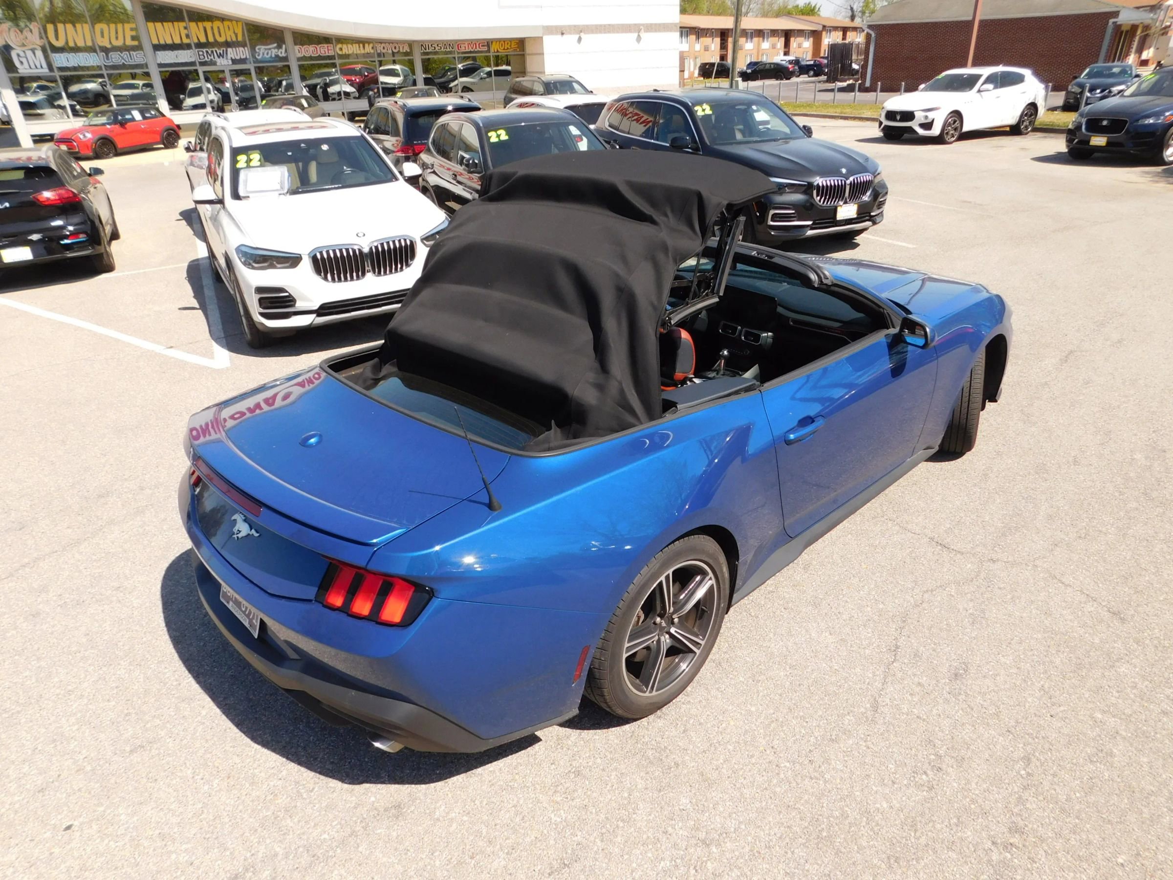 Used 2024 Ford Mustang Premium image 9