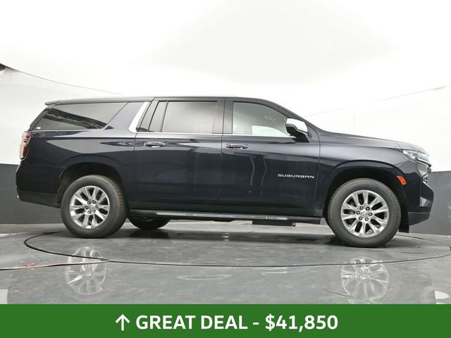 Used 2023 Chevrolet Suburban Premier image 32