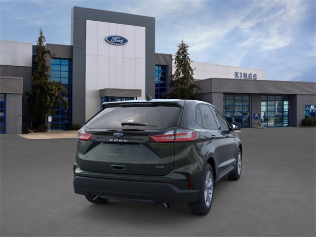 New 2024 Ford Edge SE image 8