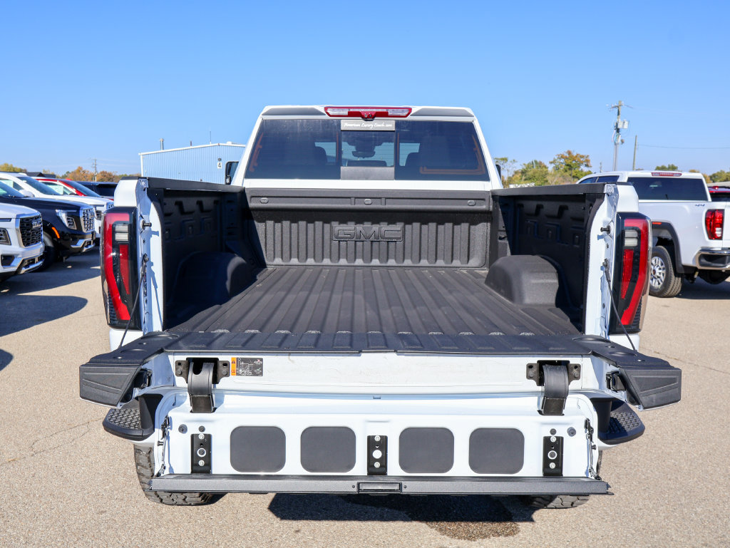 New 2026 GMC Sierra 2500 AT4 w/ Technology Package AWD/4WD image 5