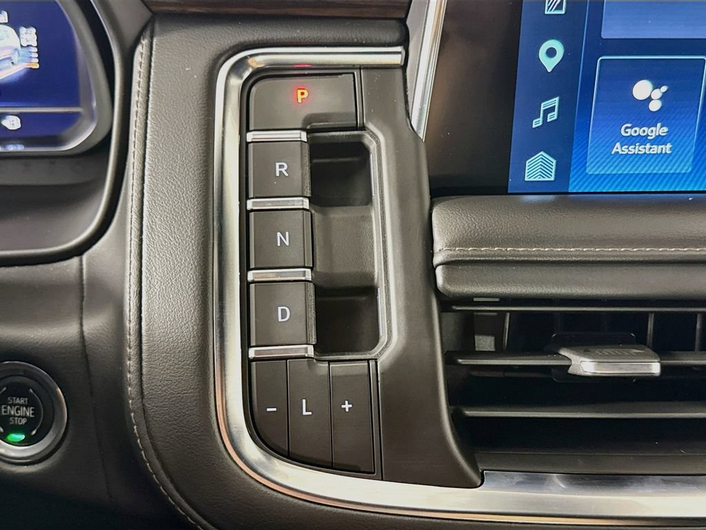 Used 2023 Chevrolet Tahoe High Country AWD/4WD image 18