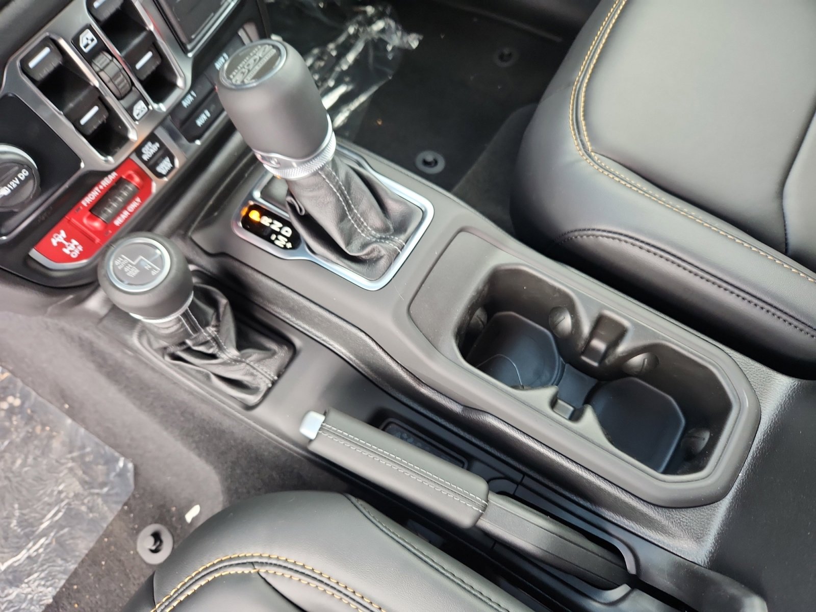 New 2025 Jeep Wrangler Unlimited Rubicon 392 image 16