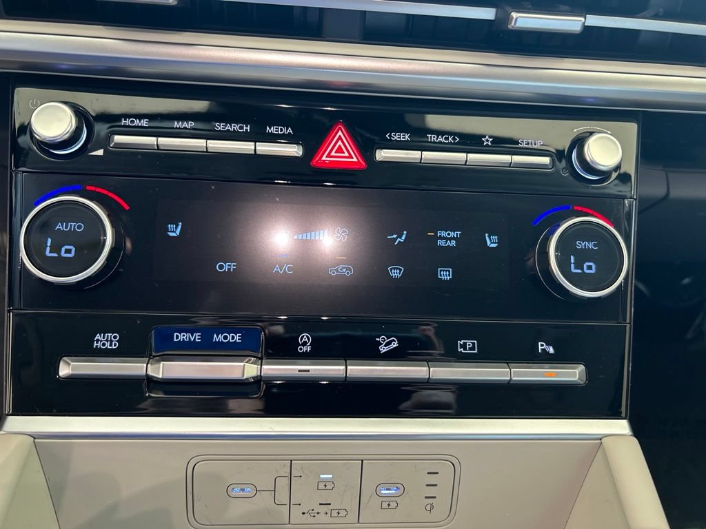 Used 2025 Hyundai Santa Fe SEL FWD image 44