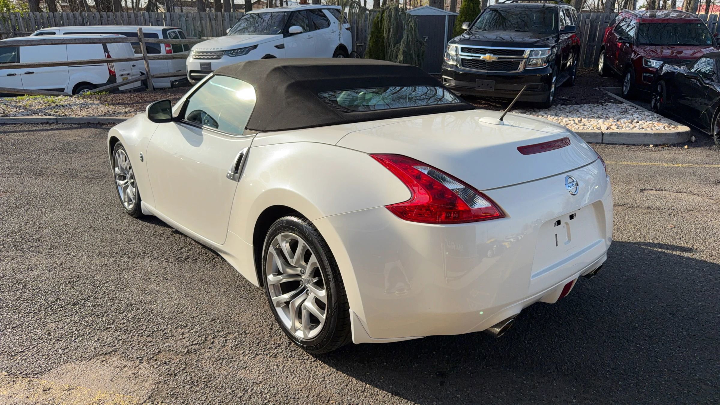 Used 2014 Nissan 370Z Touring image 6