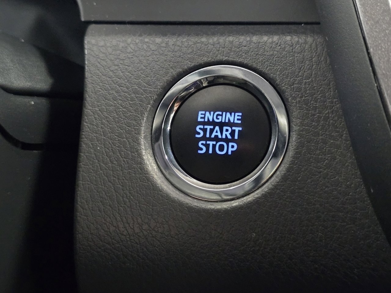 Certified 2023 Toyota Camry LE w/ Convenience Package image 28