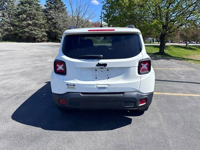 Used 2020 Jeep Renegade Altitude AWD/4WD image 4