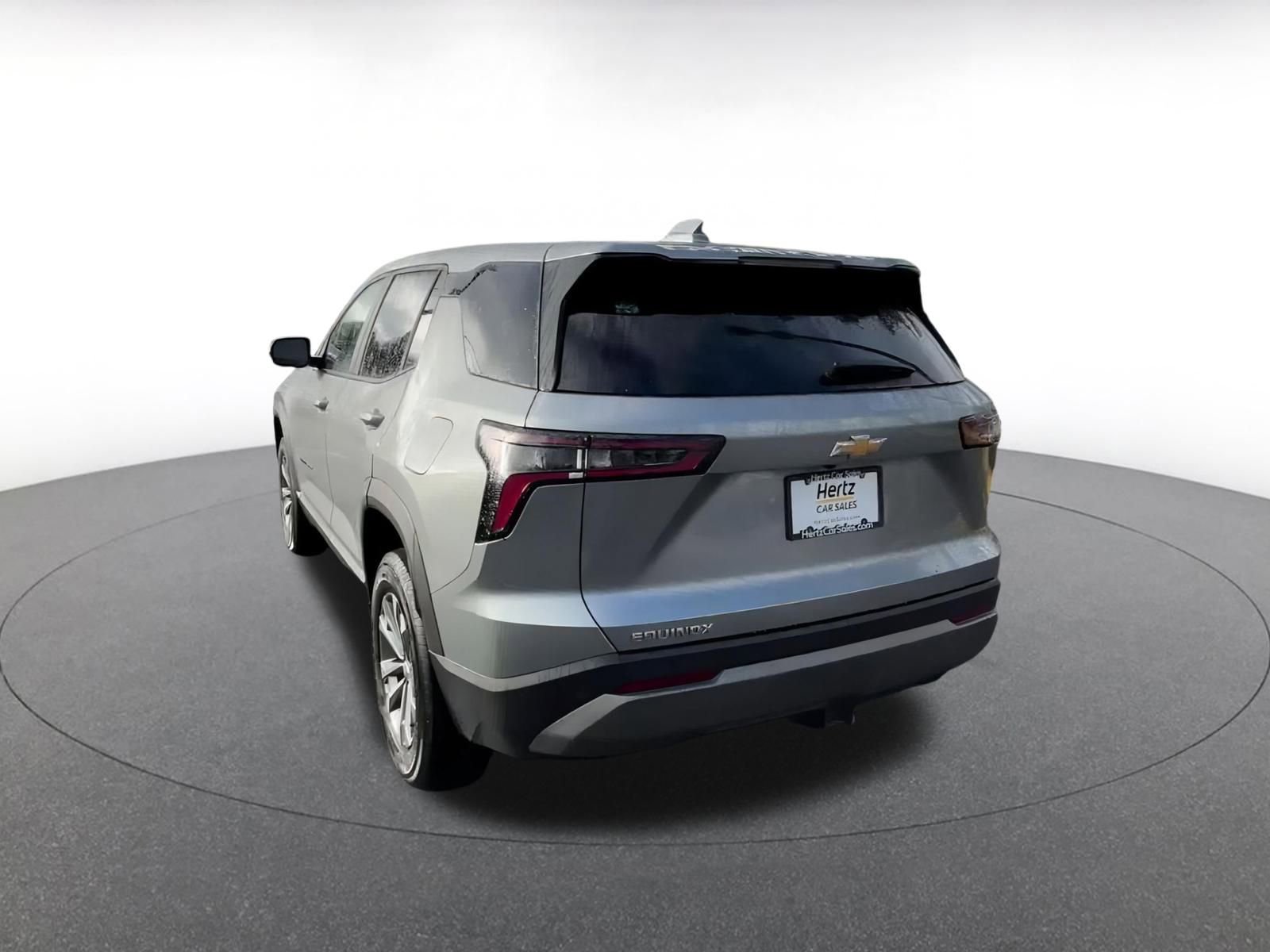 Used 2025 Chevrolet Equinox LT image 11