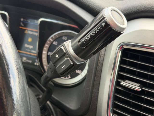 Used 2019 Nissan Titan SV w/ SV Convenience Package AWD/4WD image 19