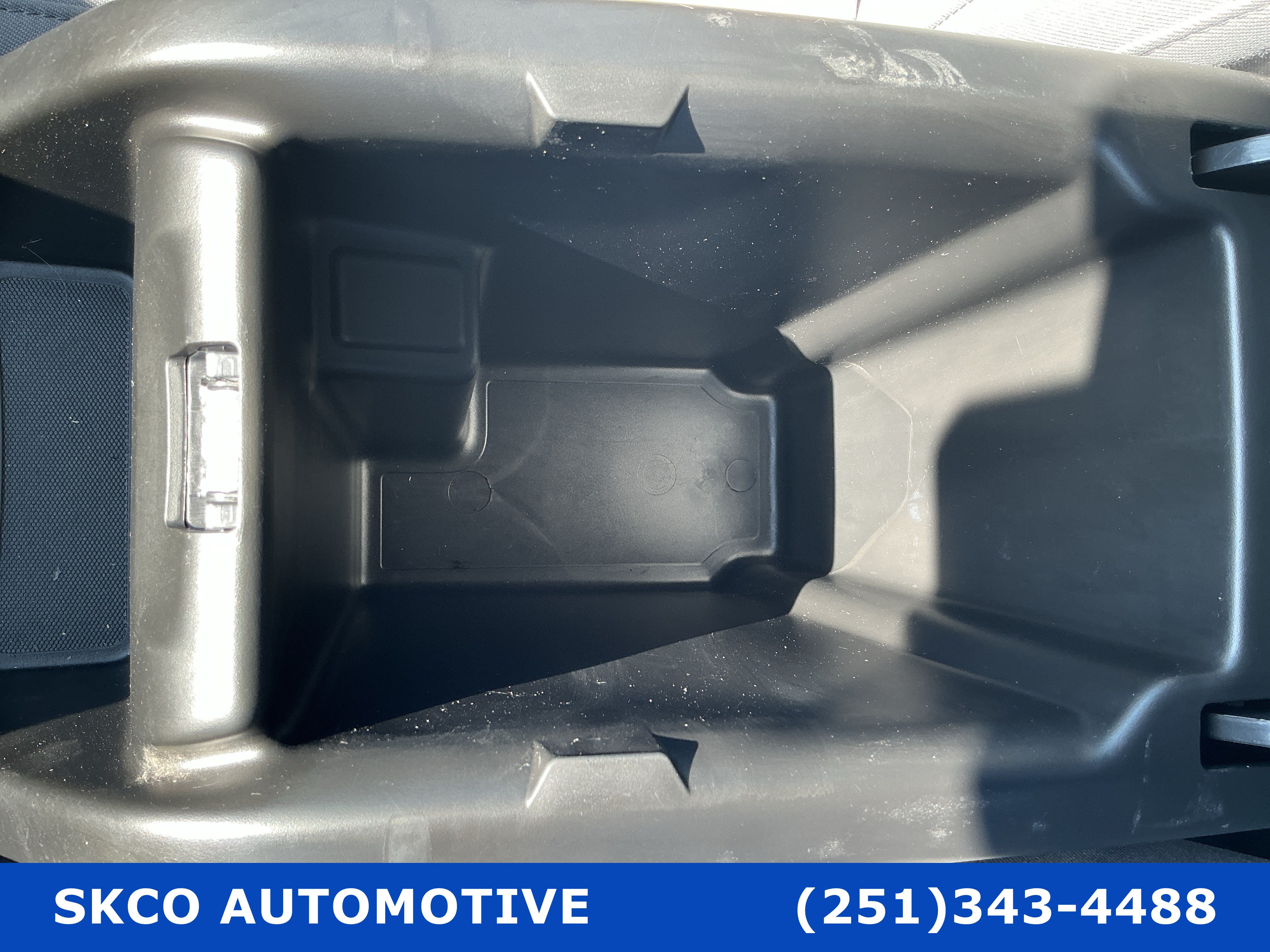 Used 2020 Chevrolet Colorado W/T w/ WT Convenience Package RWD image 25