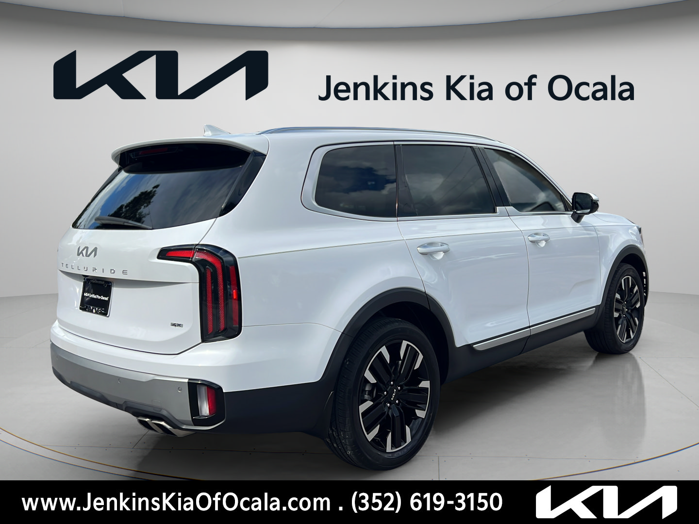 Certified 2024 Kia Telluride SX Prestige AWD/4WD image 3