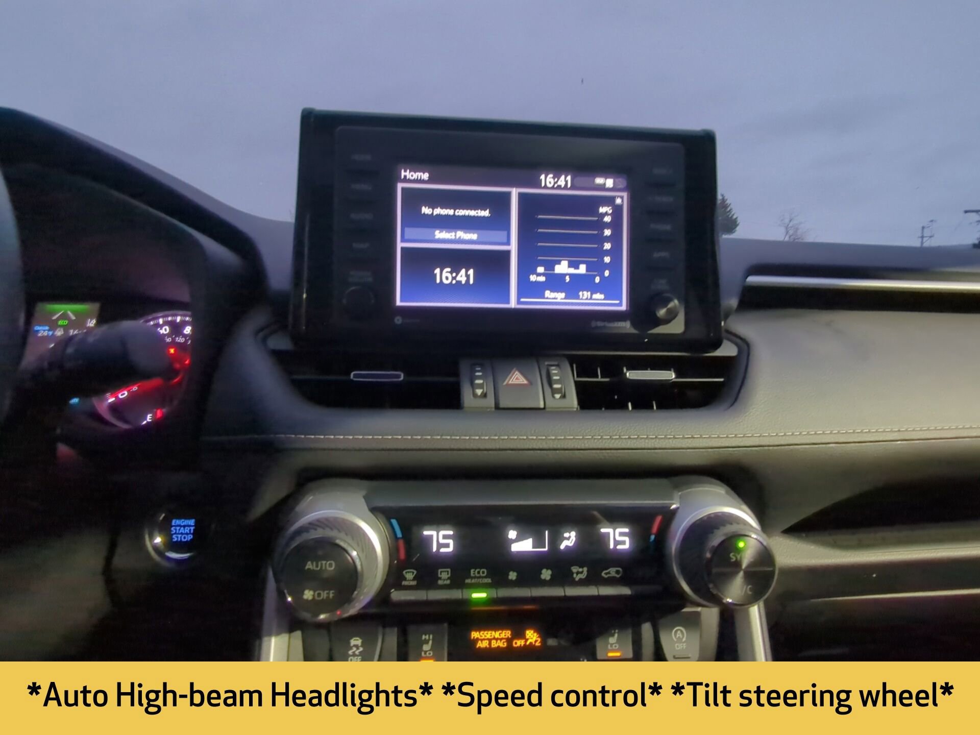 Used 2021 Toyota RAV4 XLE Premium image 16