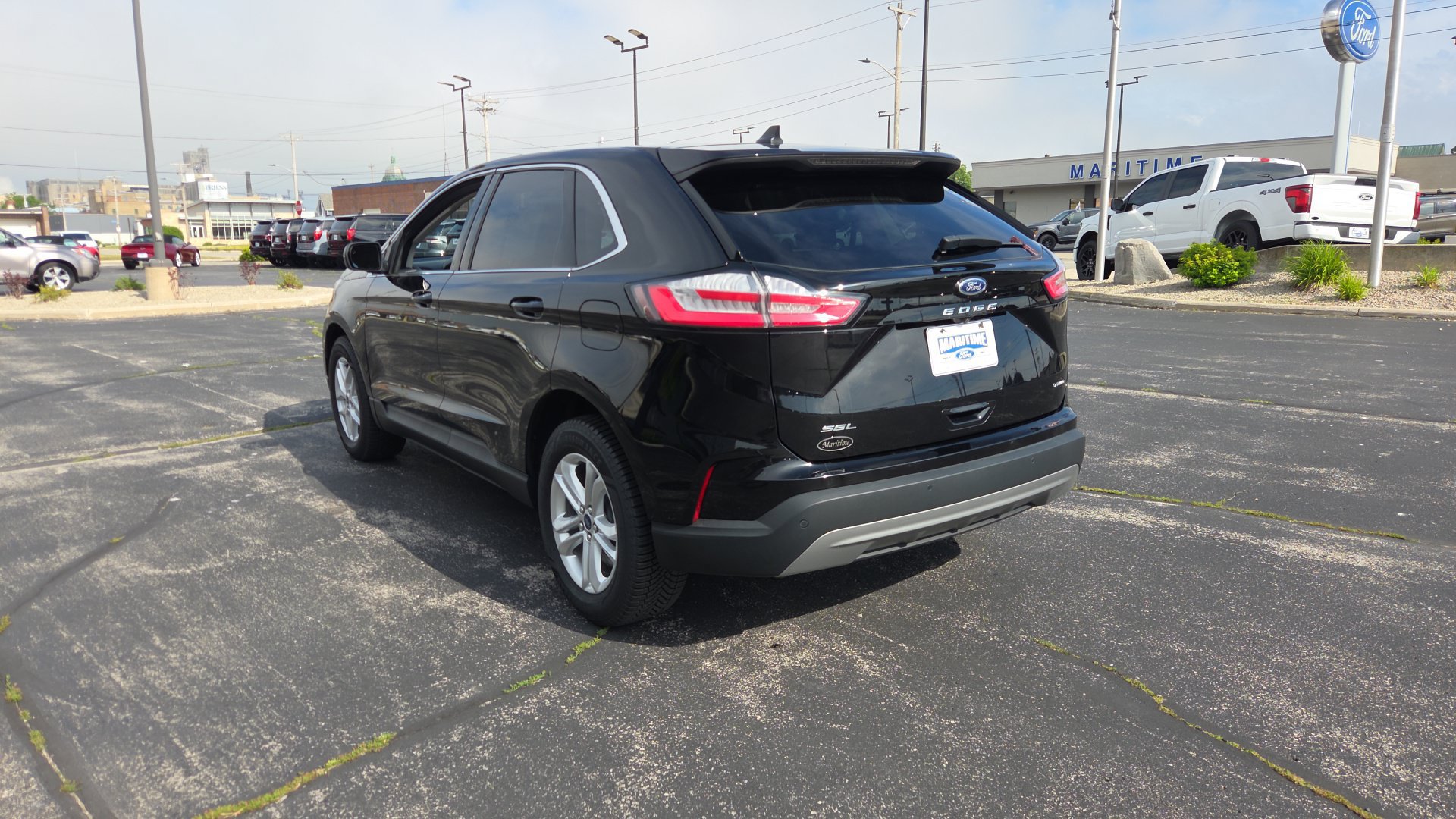 Used 2023 Ford Edge SEL w/ Convenience Package AWD/4WD image 4