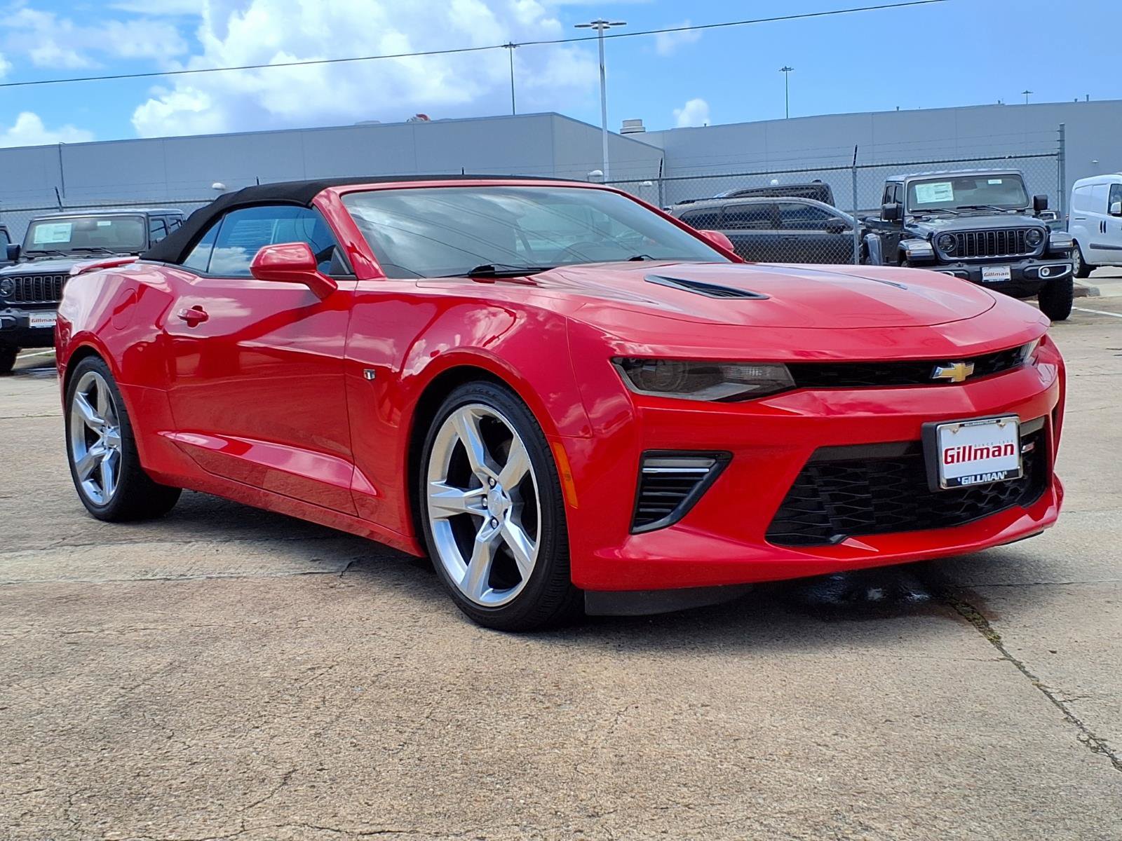 Used 2018 Chevrolet Camaro SS RWD image 2