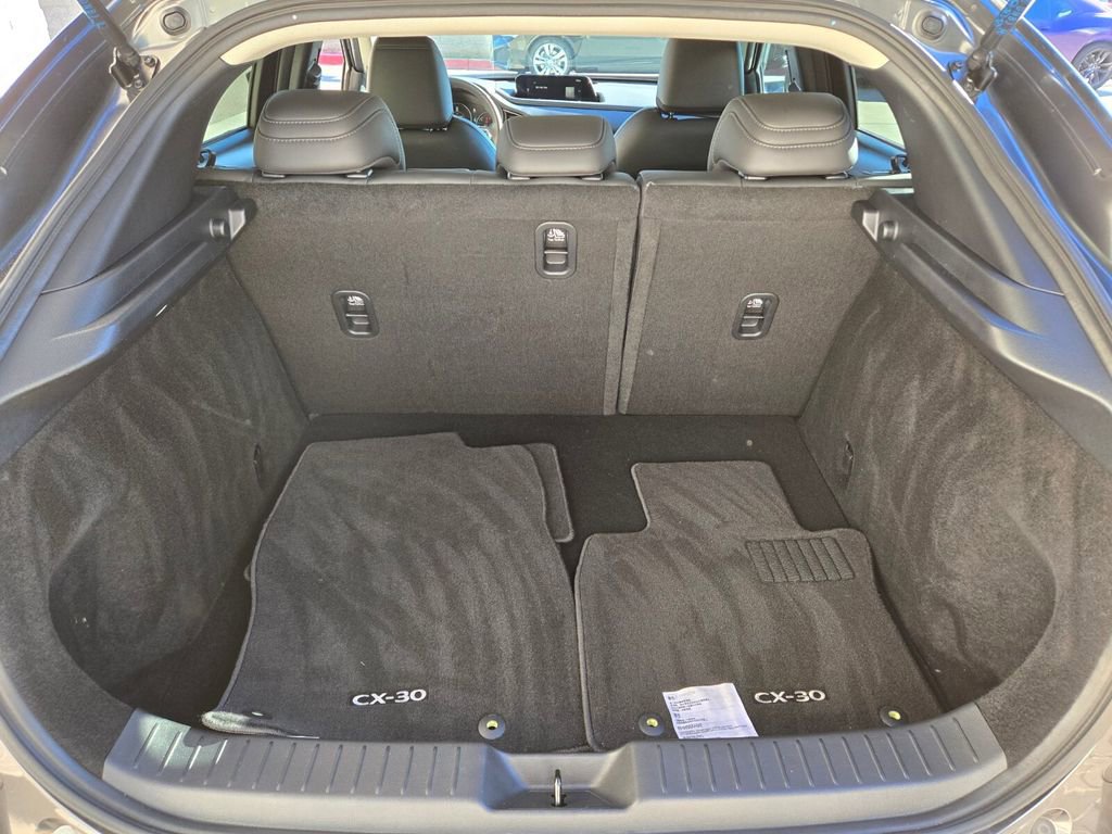 Certified 2025 MAZDA CX-30 AWD 2.5 S w/ Select Sport Pkg image 17