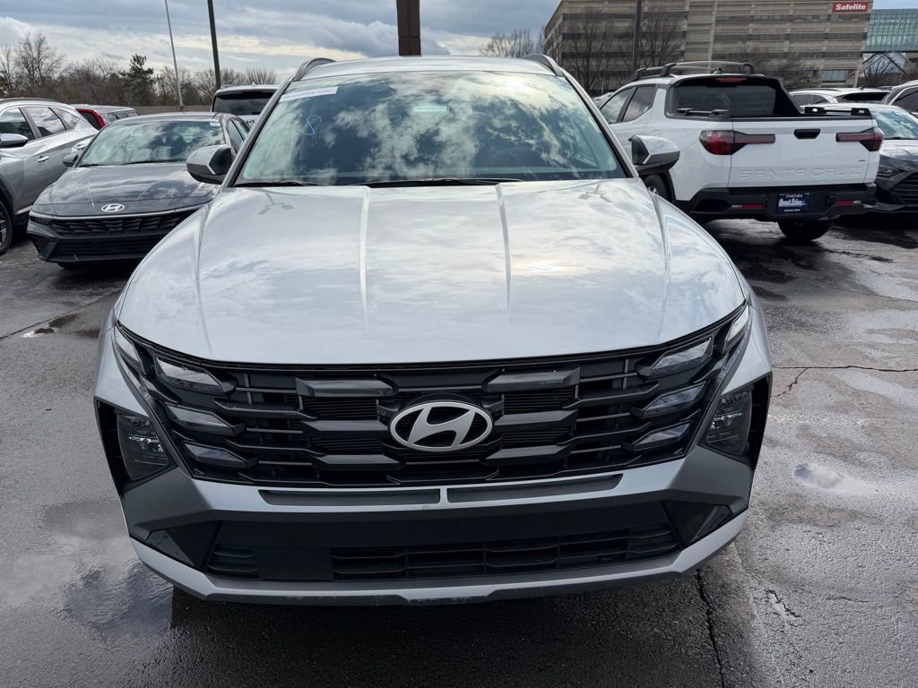 Used 2025 Hyundai Tucson SEL image 2