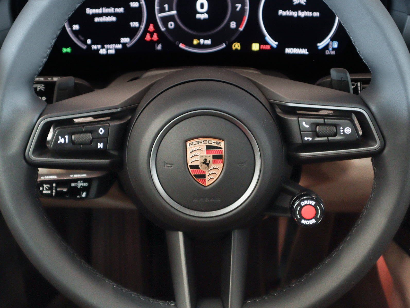 Used 2026 Porsche 911 Carrera image 17