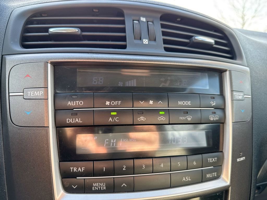 Used 2013 Lexus IS 250C w/ Luxury Pkg image 15